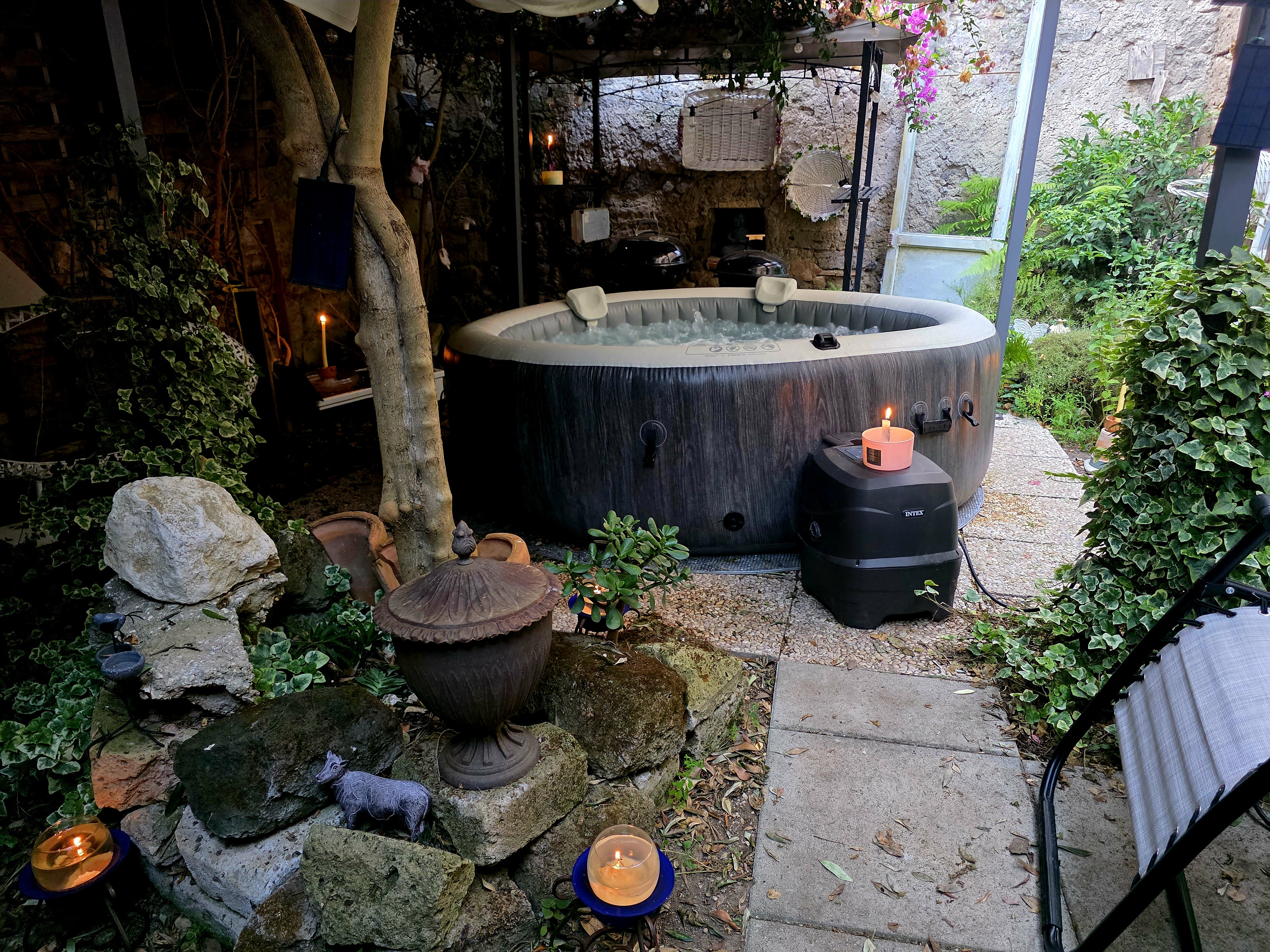 Two-bedroom courtyard house with private garden in Briano, Caserta · photo 18
