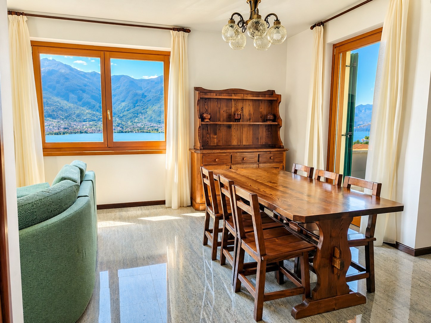 Two-bedroom stone villa with Lake Como views in Trezzone · photo 11